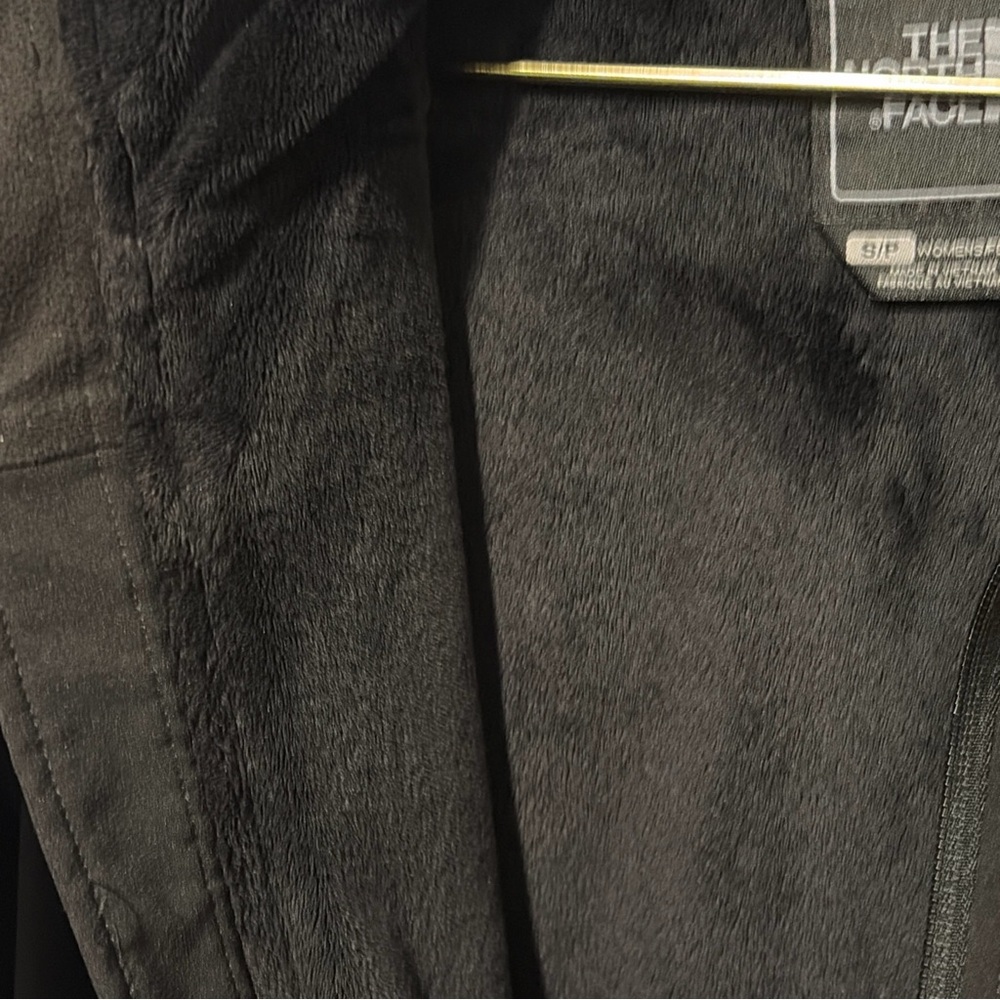 The North Face Women’s black Jacket with fleece inside - Picture 7 of 9